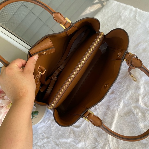 Michael Kors Kimberly satchel - Picture 4 of 7